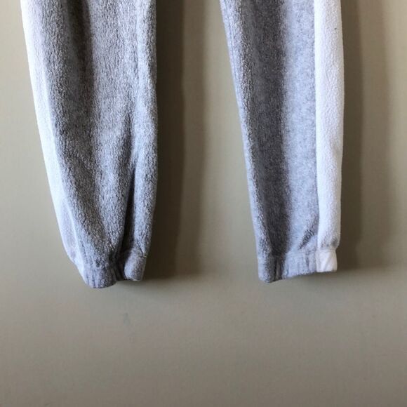 Garage Sherpa Two Tone Drawstring Sweatpants - Picture 5 of 6
